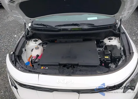 2023 Kia Niro Ev Wave z USA, uszkodzony, nr VIN KNDCT3L18P5016566